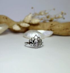 Bague petit Lotus réglable acier inoxydable argenté c