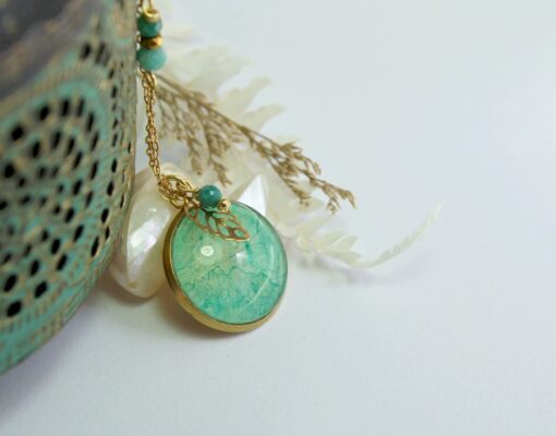 Grand Collier amazonite turquoise chrysocolle renoncule acier inoxydable doré Laoobijoux a