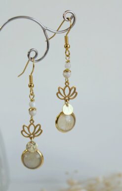 Boucles d'oreilles Lotus Pierre de Lune Riverstone Renoncules Acier Inoxydable Or Laoobijoux b