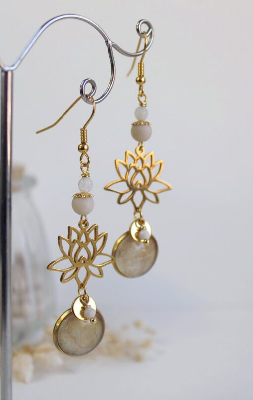 Boucles d'oreilles grands Lotus Pierre de Lune Riverstone Renoncules Acier Inoxydable Or Laoobijoux c